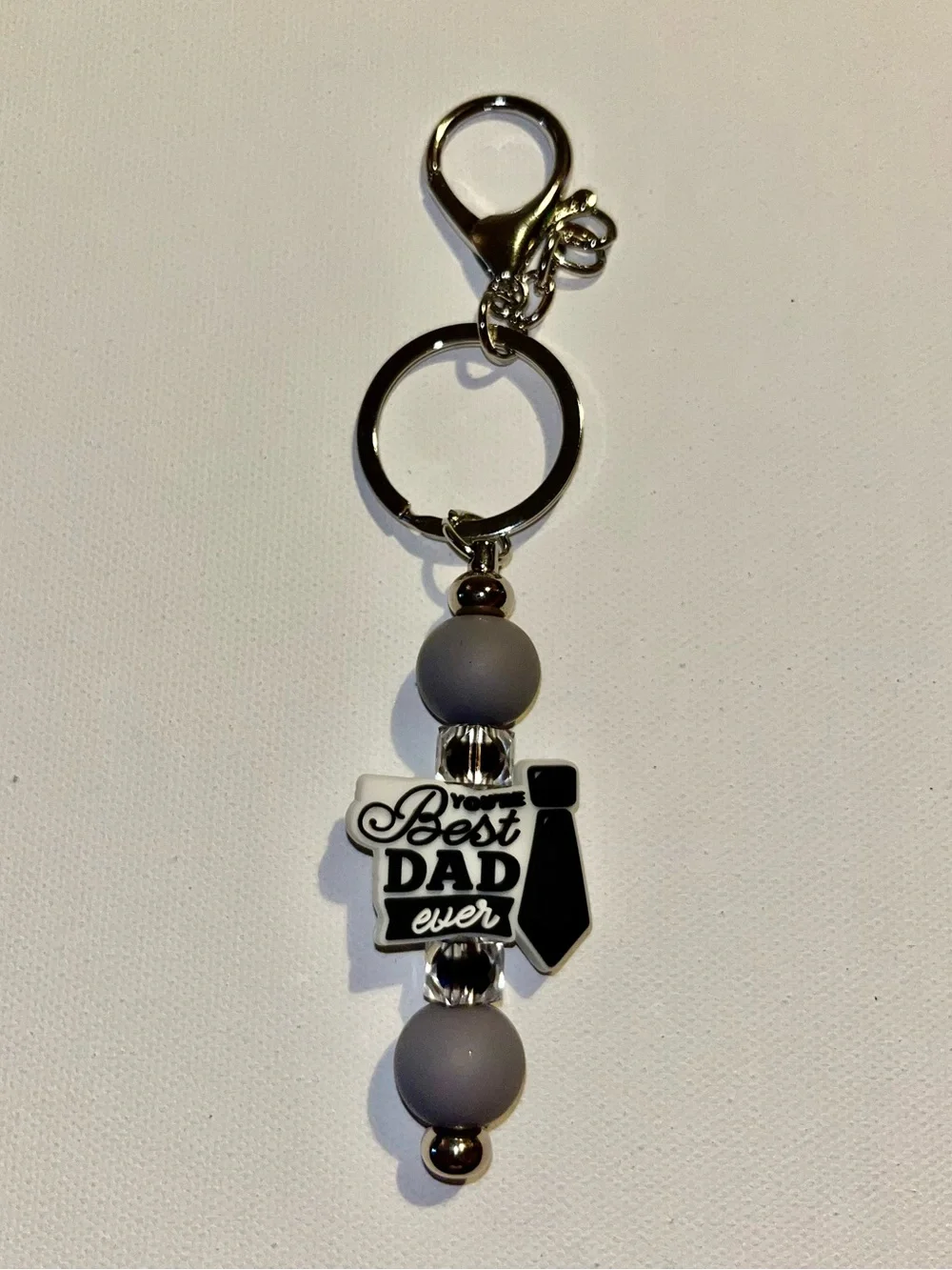 ‘Best Dad Ever’ w/Necktie Accent Keychain & Gray Silicone & Faceted Black Beads